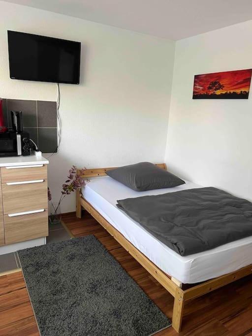 Apartment Am Stuttgarter Flughafen / Messe Leinfelden-Echterdingen Esterno foto